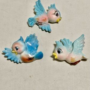 Set of 3 Vintage Lefton Bluebird Wall Packet/Plague 
Excellent Condition